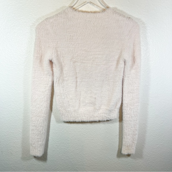 Aritzia Sunday Best Fuzzy Sweater size 2XS – Blush Pink Eyelash Knit Crewneck - Picture 4 of 7